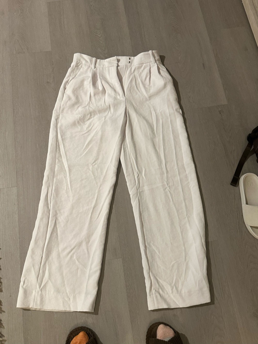 Abercrombie & Fitch White Wide-Leg Pants
